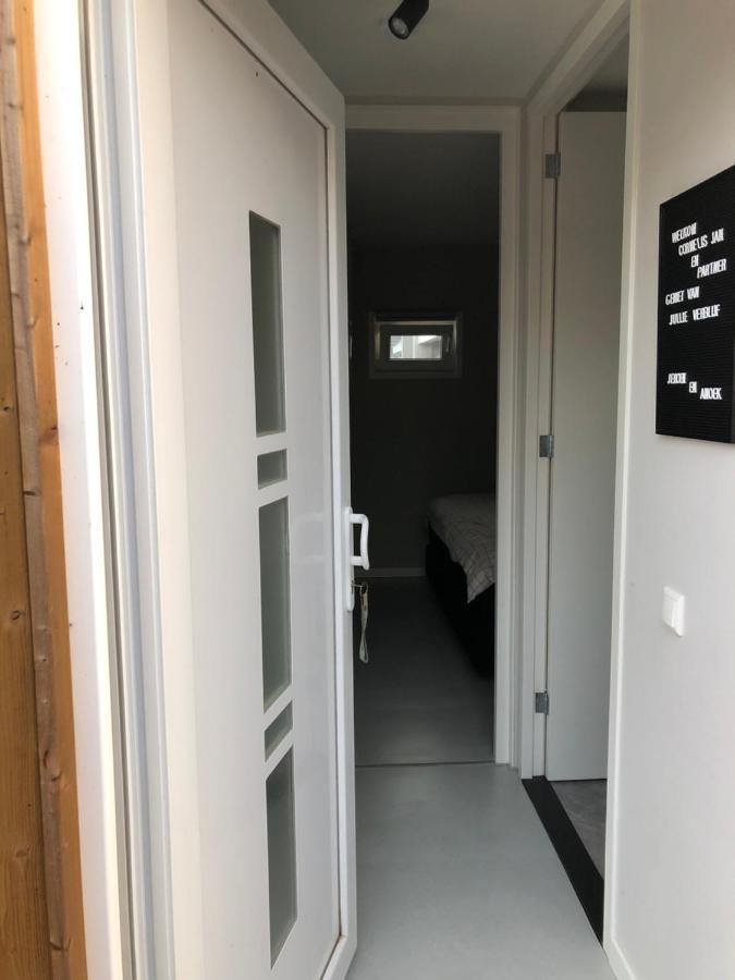 B&B Snurk Stiens, Fijn Verblijf Aan Open Vaarwater Exterior foto